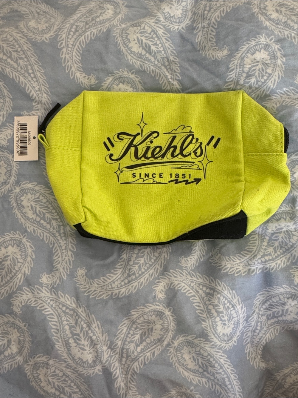 NWT Kiehls cosmetic bag with nyc logo